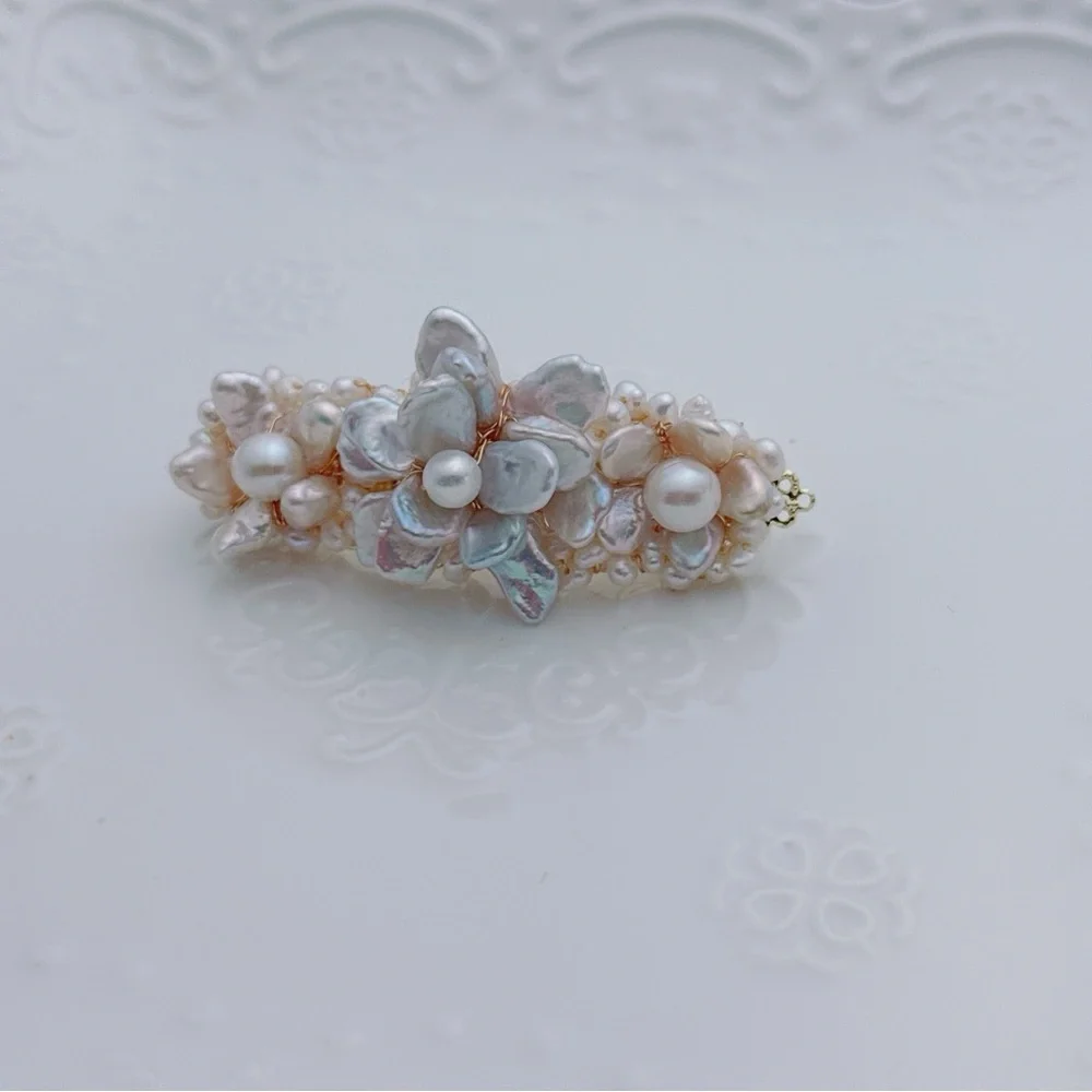 26H163 Handmade Freshwater Baroque Pearl Hair Clip - Picture 4 of 6
